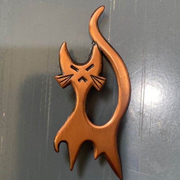 Vintage Copper Snooty Cat Pin - Picture 2 of 5
